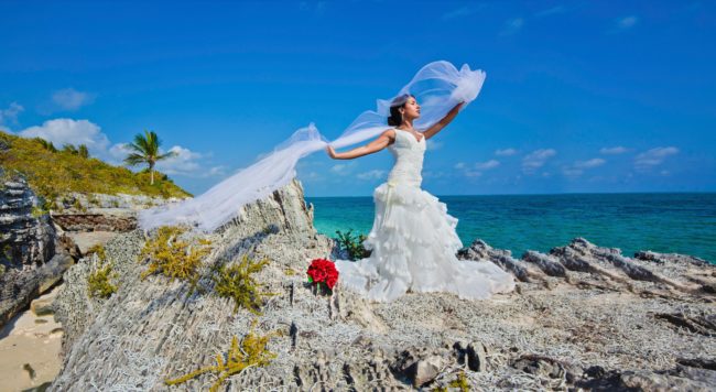 Trash-the-dress-Turks-and-Caicos