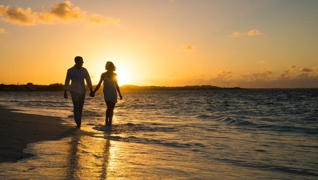 sunset-couple-photography-turks-and-caicos