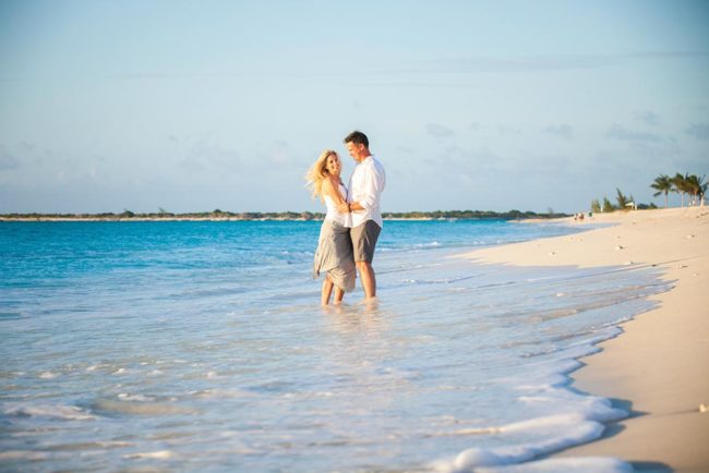 secluded-beach-photo-session