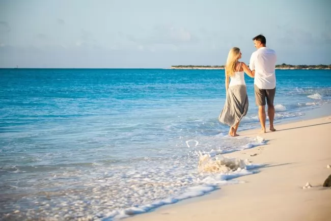 Turks-and-Caicos-elopement-photography
