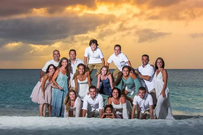 Turks-and-Caicos-family-photography-resort-beach
