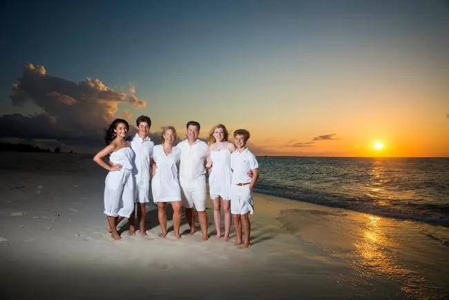 Turks-and-Caicos-family-photography-beach-sunset